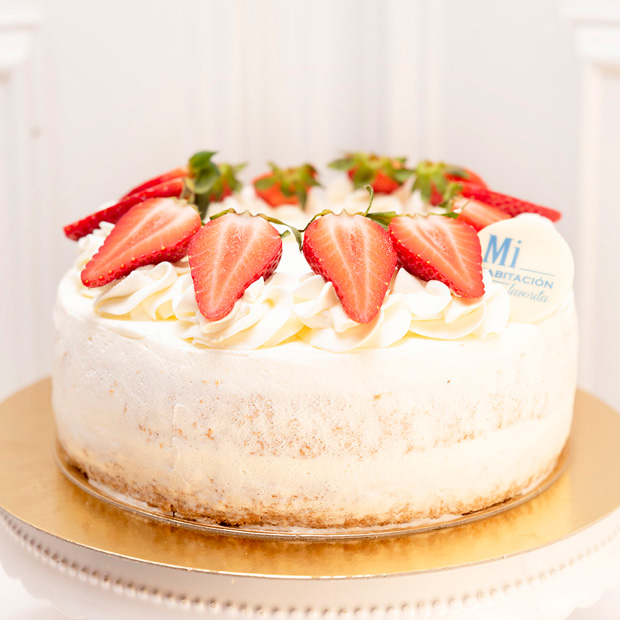 Tarta de Fresas con Nata Sin Gluten y Sin Lactosa